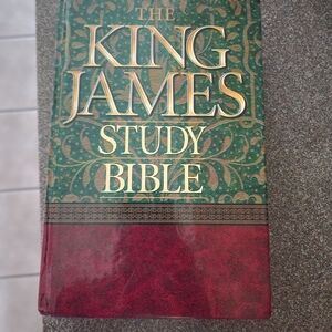 Nelson King James Study Bible